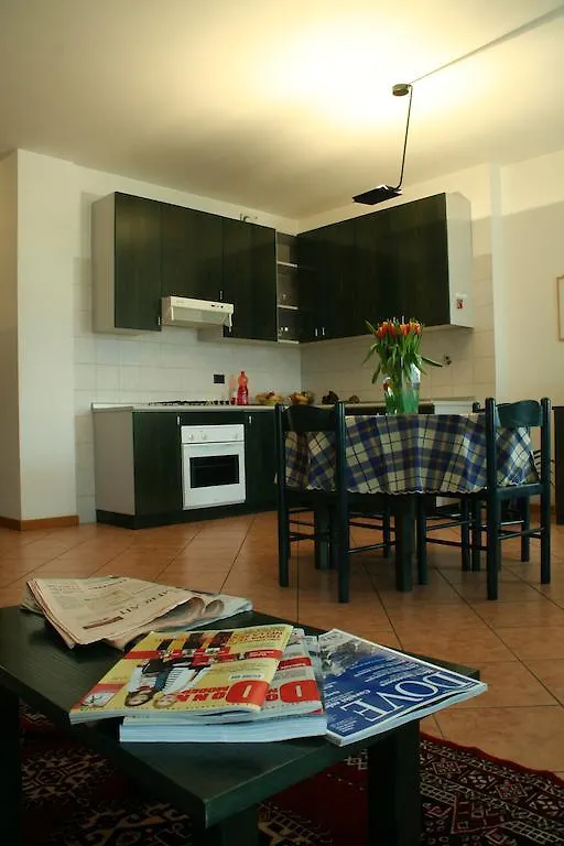 Residence Il Triangolo Bergamo 0*,  Italy